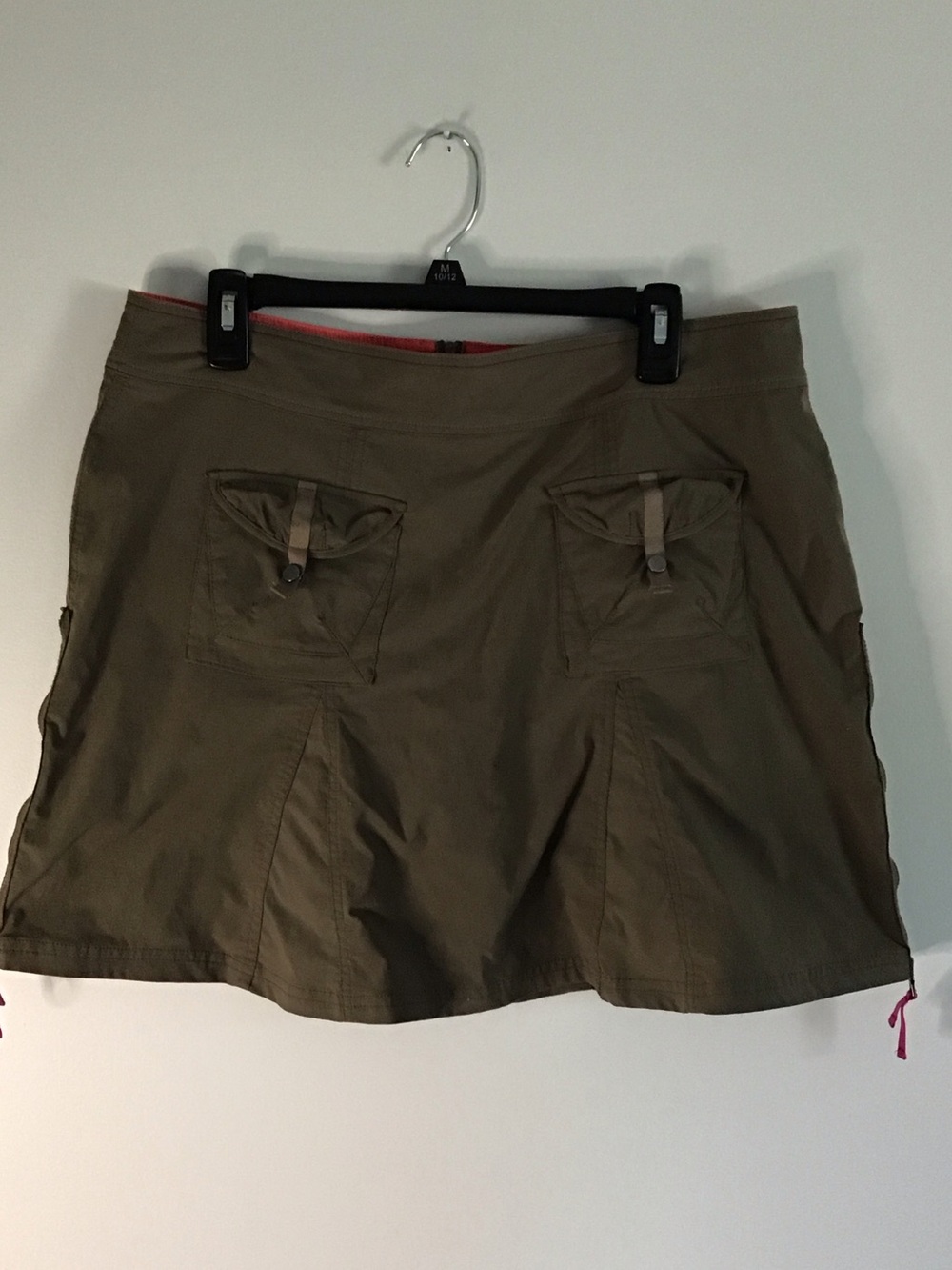 Title Nine Two-Tone Athletic Skort in Coral & Fuchsia